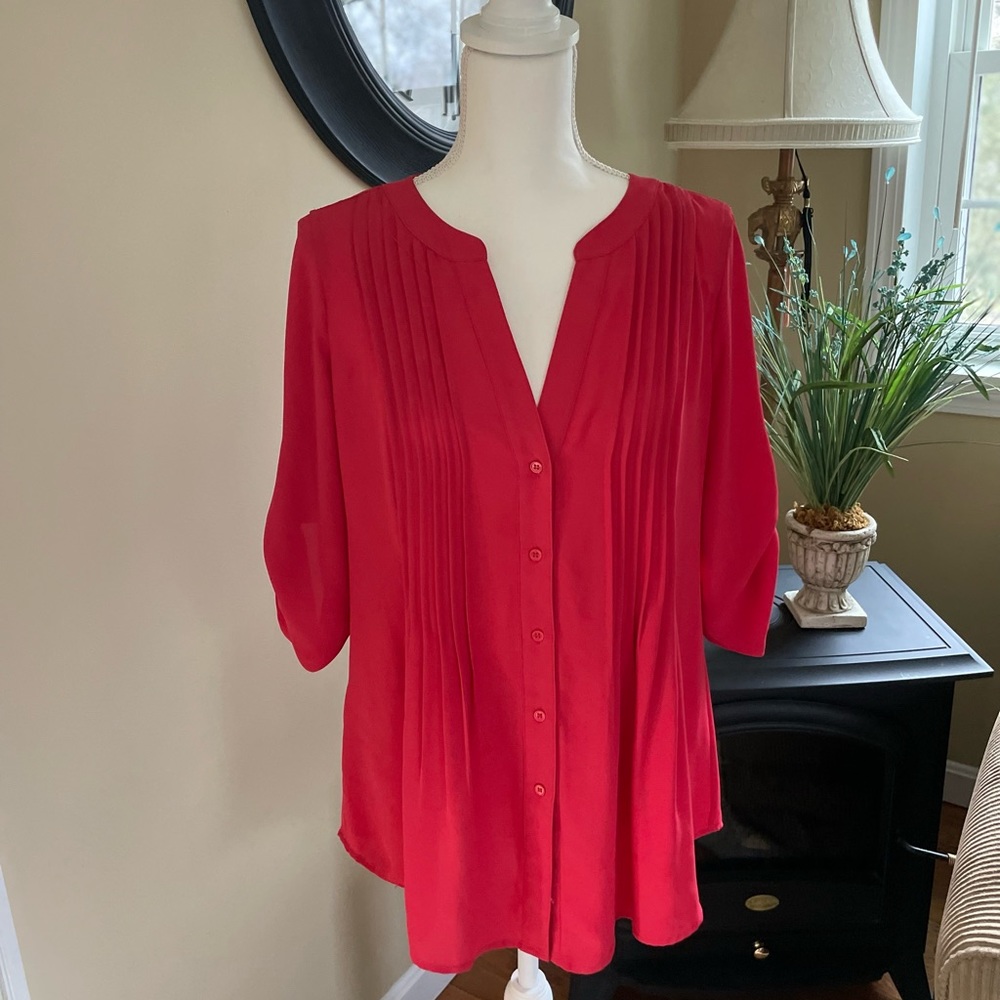 BCBGMAXAZRIA Bright Red Button Down Blouse